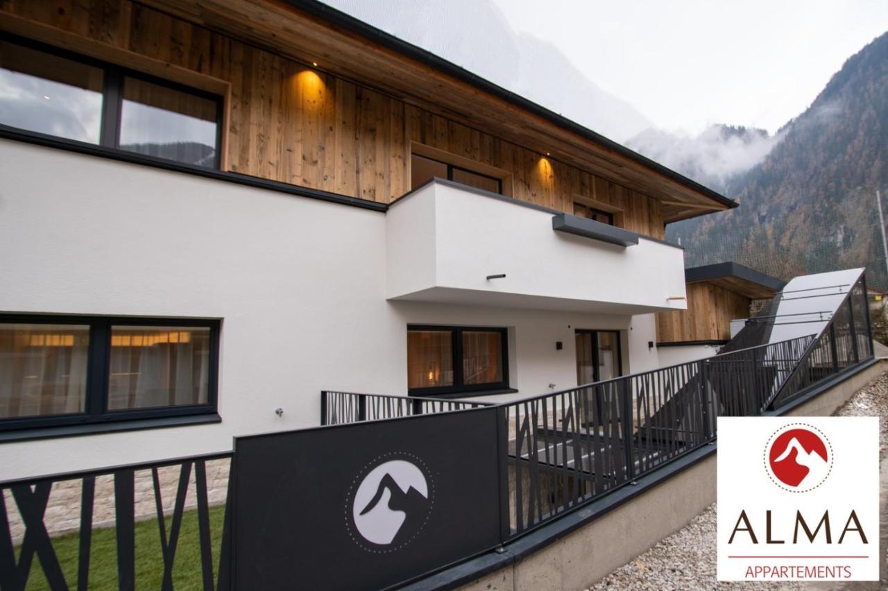 Alma Appartements Mayrhofen Bagian luar foto
