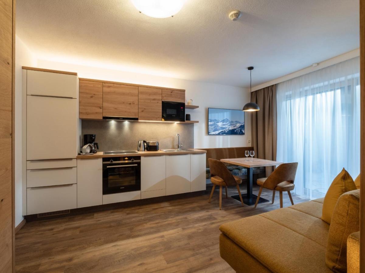 Alma Appartements Mayrhofen Bagian luar foto