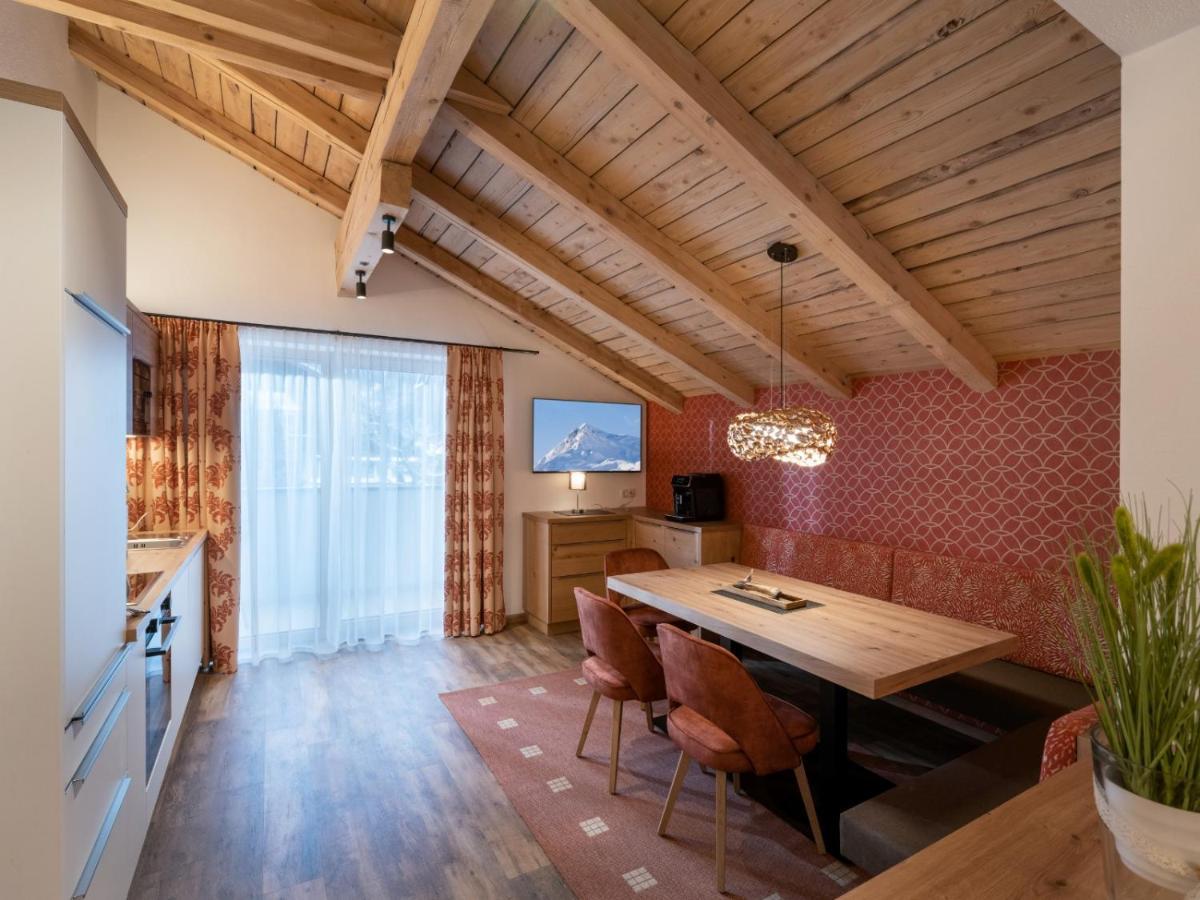 Alma Appartements Mayrhofen Bagian luar foto