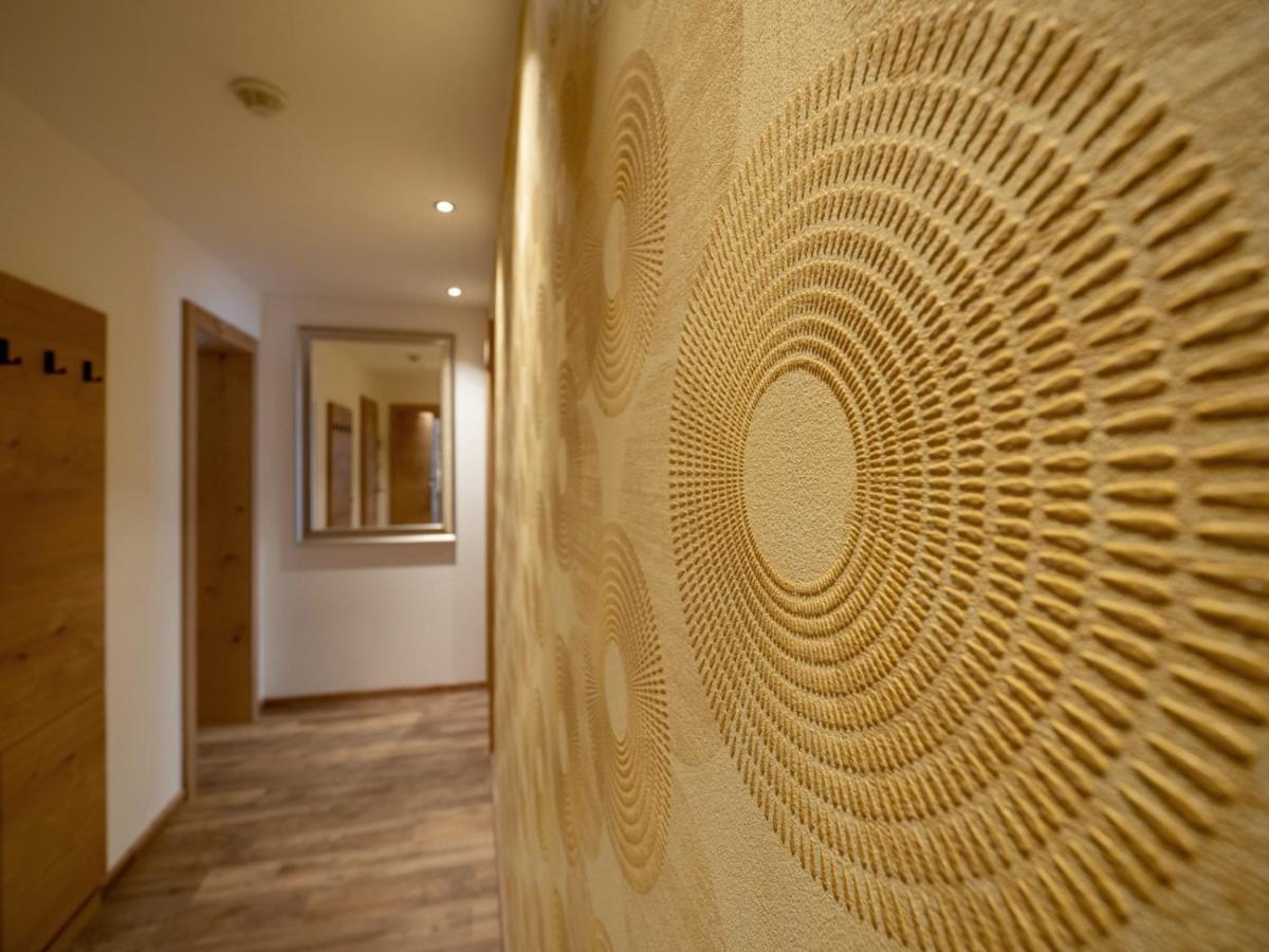Alma Appartements Mayrhofen Bagian luar foto