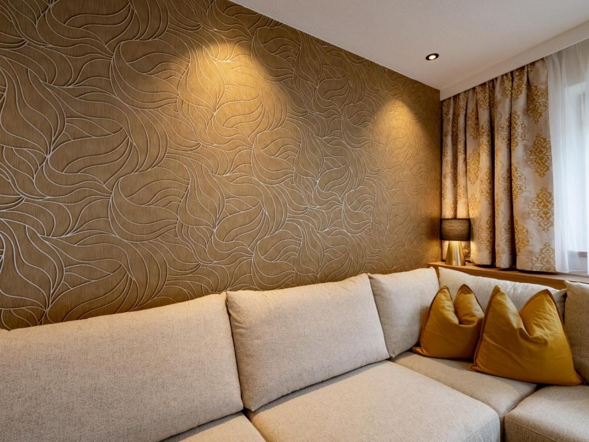 Alma Appartements Mayrhofen Bagian luar foto